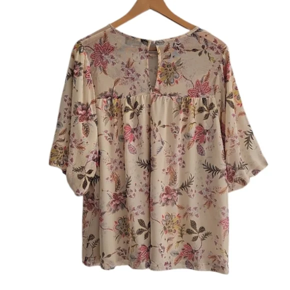 Lane Bryant Buttercup Yellow Floral Blouse Sz 18/20 Flowy Top Romantic Spring - Picture 2 of 14